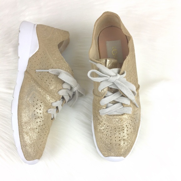 ugg tye stardust gold